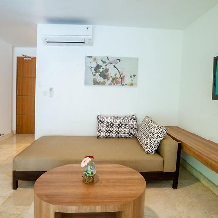 Cross Vibe Paasha Atelier Bali Kuta Hotel Kuta  Exterior photo
