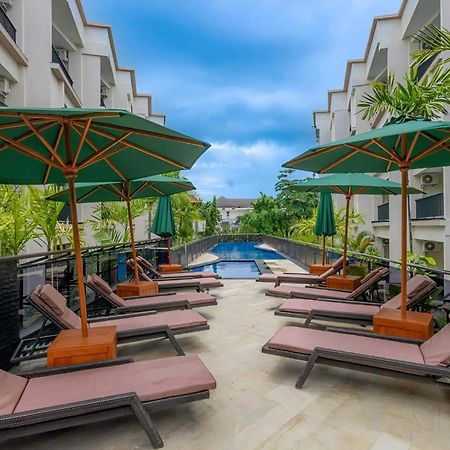 Cross Vibe Paasha Atelier Bali Kuta Hotel Kuta  Exterior photo